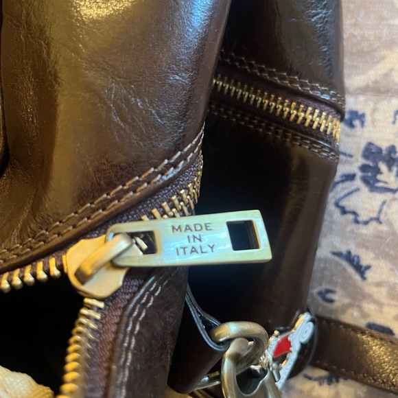 Beautiful Italian-made in Florence, Italy travel bag with fine leather. 🇮🇹 - Picture 5 of 10